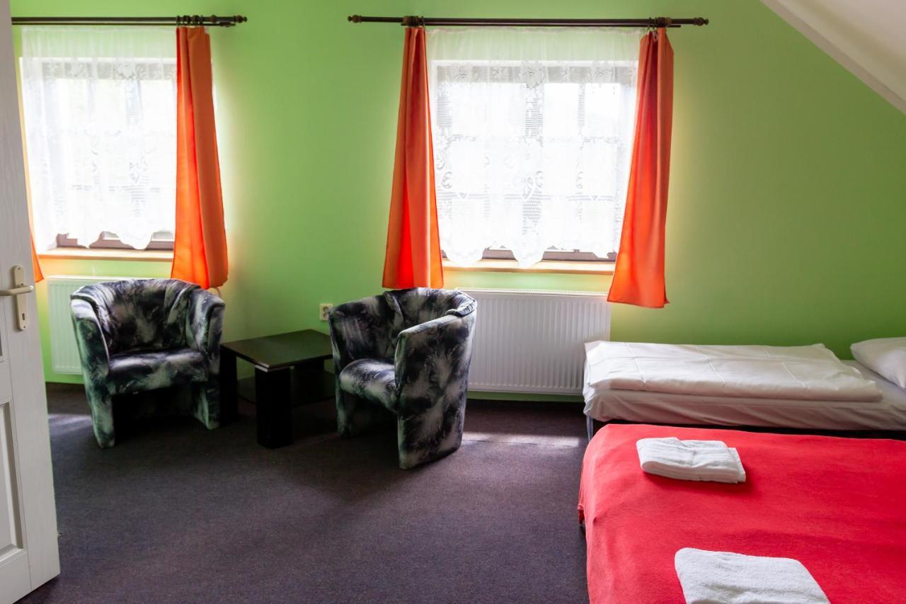 Hotel U Prazaka à Bublava Extérieur photo